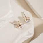 Bông Tai 3 Cánh Moissanite Trắng bạc S925 Opalina