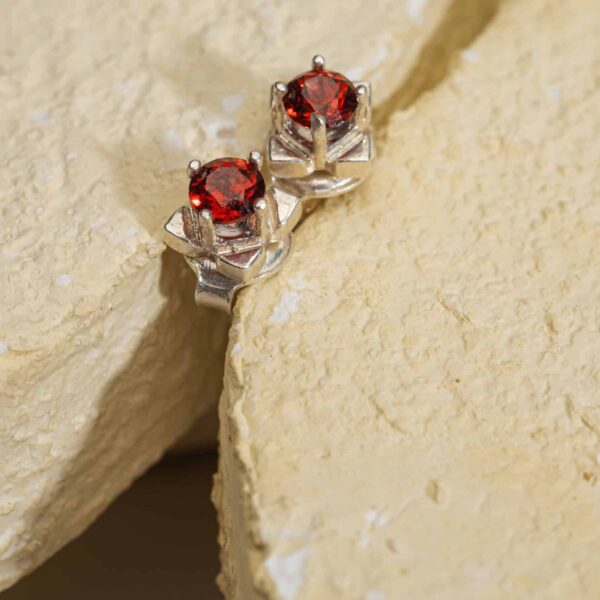 Bông Tai 4 Cánh Garnet bạc S925 Opalina