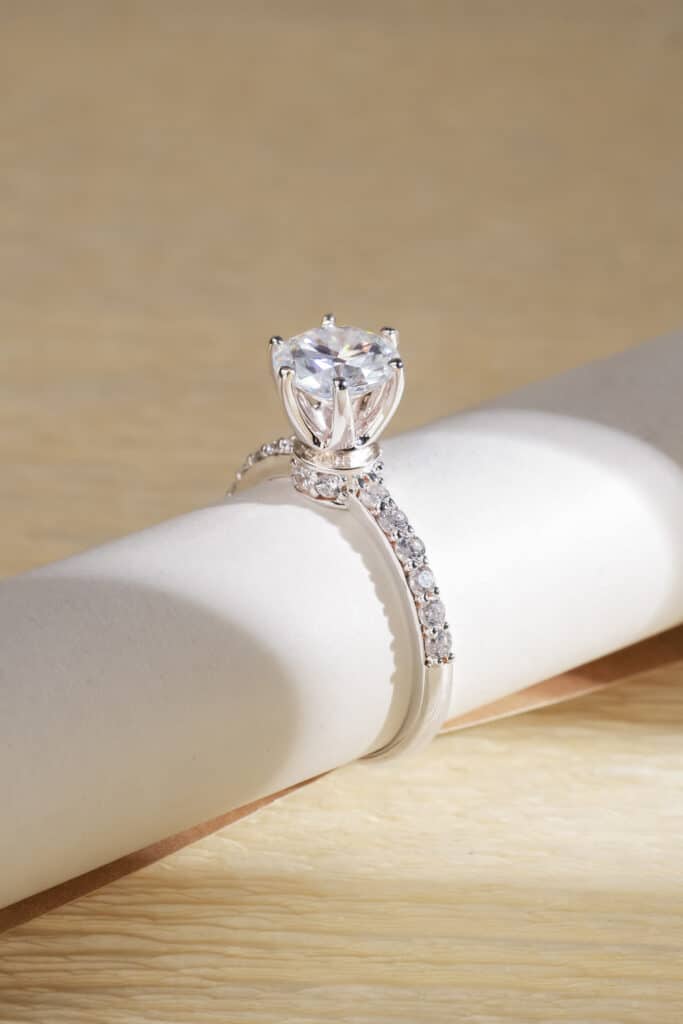 Nhẫn Moissanite Trắng bạc S925 xi bạch kim Opalina